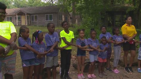 Camp provides Chicago kids refuge from violence, stress