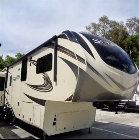 We offer the lowest prices on fantastic travel trailers for sale in Mississippi! Travel trailers are incredibly versatile and affordable, making them one of the most common RVs on the market. There are smaller couples campers that are perfect for just you and that special someone, or, there are larger luxury travel trailers that provide your .... 