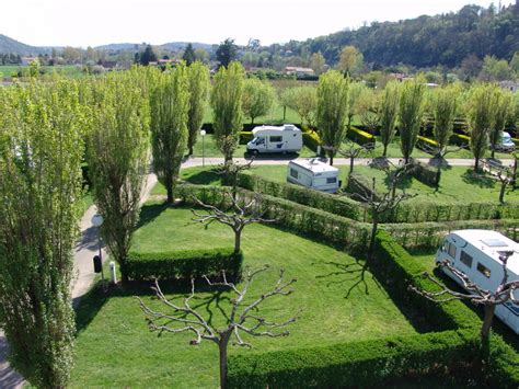 Camping Riviere de Cabessut in Cahors