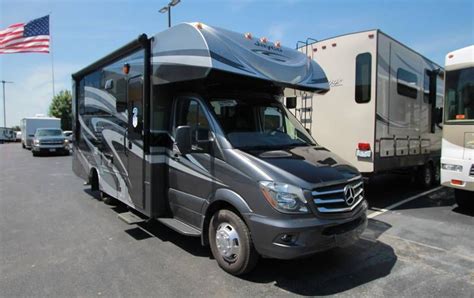 Fifth wheel rvs Rear living 31988 Dealer Springfield missouri strafford for Sale at Camping World, the nation's largest RV & Camper dealer. Browse inventory online.. 
