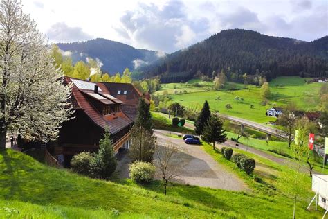 Campingplatz Schwarzwald Trendcamping Familie Blum in Baden …