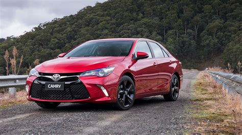 Camry hp. Feb 15, 2024 · The Camry is available with two engines. The base version is a 2.5-liter four-cylinder with 203 horsepower and 182 pound-feet of torque, and you can opt for a 3.5-liter V6 with 301 horsepower and 267 pound-feet of torque. 