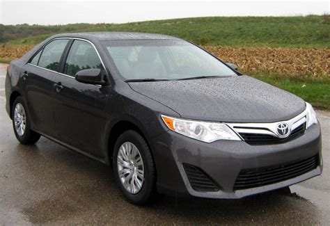 Camry le. Mileage: 33,490 miles MPG: 28 city / 39 hwy Color: Blue Body Style: Sedan Engine: 4 Cyl 2.5 L Transmission: Automatic. Description: Used 2021 Toyota Camry LE with Front-Wheel Drive, Led Lights, Alloy Wheels, Keyless Entry, Power Liftgate, Lane Departure Warning, and Satellite Radio. More. 