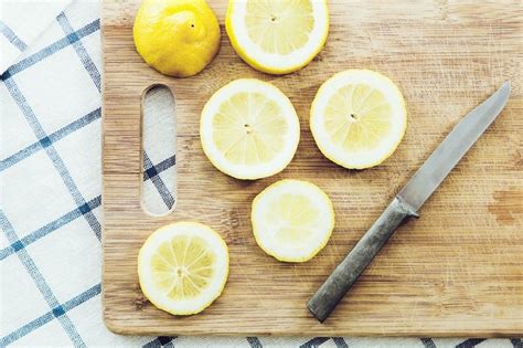 Can Eating Too Many Lemons Be Harmful? livestrong