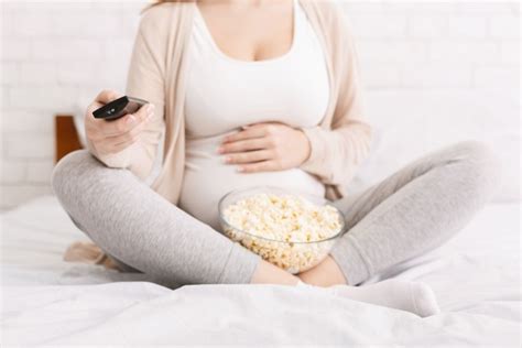 Can You Eat Popcorn While Pregnant? - Popcorn Bistro