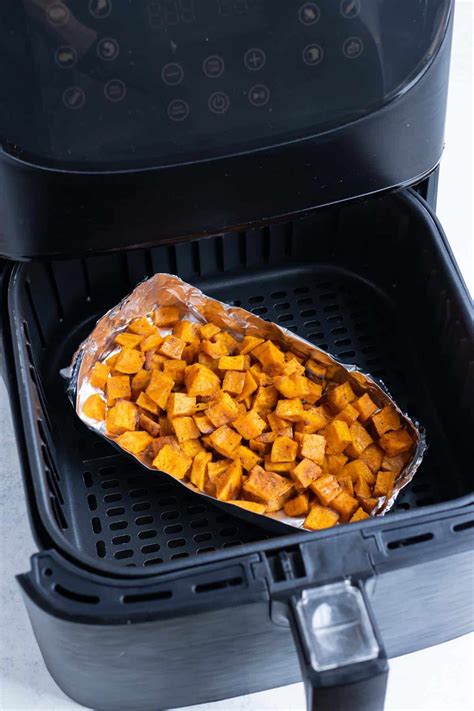 Can You Put Aluminum Foil in Your Air Fryer? - Yahoo! News