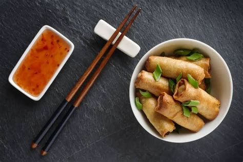 Can You Reheat Spring Rolls? (Best Approach) topfoodinfo.com