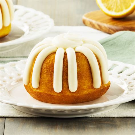 It's best to consume the cake within one month of purchase or freezing to enjoy the freshest flavor. All in all, Nothing Bundt Cakes can last up to three months in the freezer. As the cakes are made with fresh ingredients, after the three-month mark they start to become dry and stale. So if you.. 