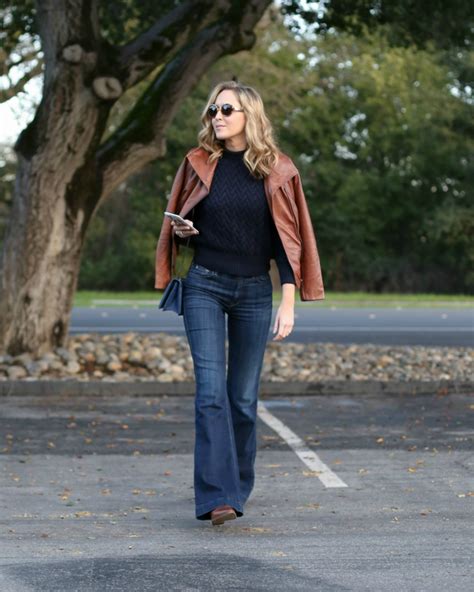 Can jeans be business casual. The three reasons why dark jeans are business casual for a woman are: 1. Dark jeans can help you look more polished and professional in your outfit so that you look like you belong in the office. 2. You can wear dark jeans with many different kinds of tops, such as polo shirts or button-downs, which will help you … 