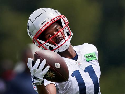 Can the Patriots’ young receivers finally help the offense open up?