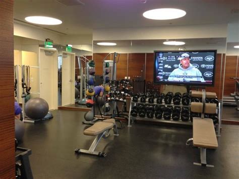 Can vdara guests use aria gym. 