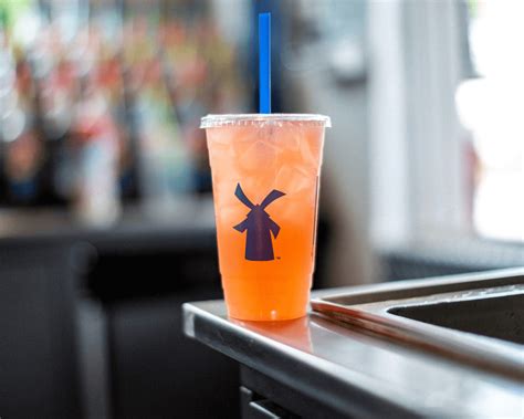 Here are some highly rated caffeine-free drinks at Dutch Bros: Lemonade. Italian sodas – I love an Italian soda – it’s soda water and any syrups of your choice. I always get strawberry! Smoothies. Frosts (milkshake) – Like the kids ones, but bigger. These are really good, too.
