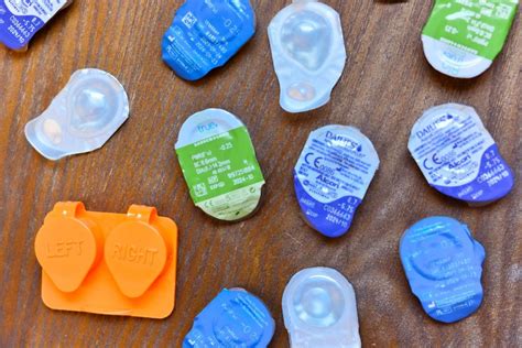 Can you reuse daily contacts. People who reuse disposable contacts risk infection and painful irritation. Daily contacts are thinner and are not designed to be worn multiple times and it is not recommended. 5. Daily contacts lenses are more affordable than you think. How much are daily contacts? Daily contact lenses sound pricey, but … 