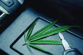 It can be hard to tell if you smell weed outside a car. If you’re just walking by someone’s car, it’s not always clear if they’re smoking weed, or just been in a place that smelled like weed at some point. But there are a few signs that will tip you off to the fact that there’s probably marijuana in the car.. 