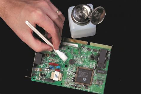 Can you use 91 isopropyl alcohol to clean electronics. Things To Know About Can you use 91 isopropyl alcohol to clean electronics. 