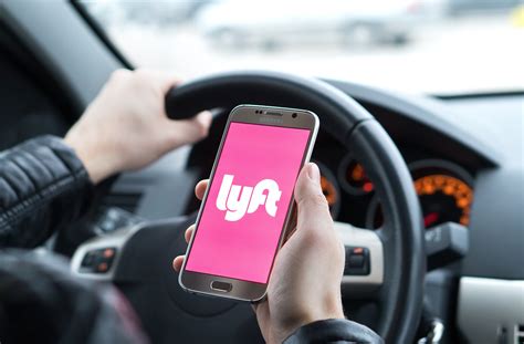 Can you use LYFT without a smartphone? - displaypointer.com