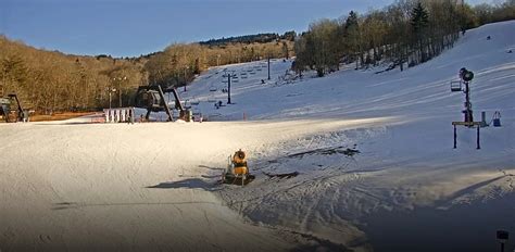 Canaan valley resort webcam. Things To Know About Canaan valley resort webcam. 