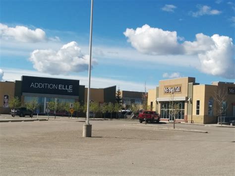 Canada Post Calgary, 11700 Sarcee Trail Nw AB T3R0A1