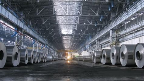 Canada bans Russian steel, aluminum imports as Joly raises ‘regime change’ in Moscow