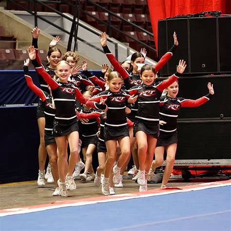 Canadian Cheer - Event Photos