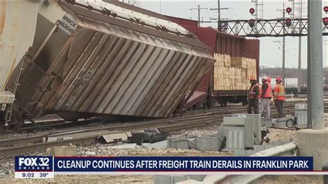 Canadian Pacific train derails in Franklin Park