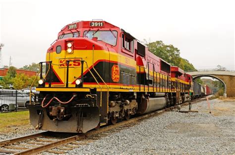 Canadian Press NewsAlert: CP Rail’s takeover of KCS gains final regulatory approval