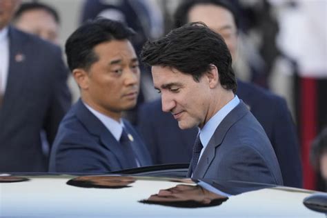 Canadian Prime Minister Trudeau arrives in South Korea to discuss trade, North Korean challenge