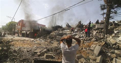 Canadian in Gaza says Israeli air strikes now relentless ahead of ground invasion