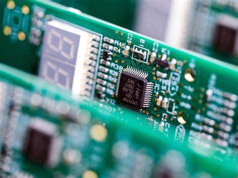 Canadian technology organizations form semiconductor working group