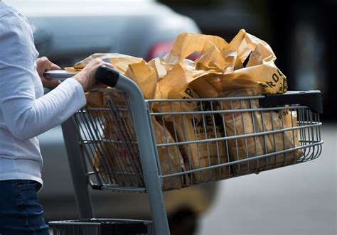 Canadians eligible for GST credit expected to receive ‘grocery rebate’ today