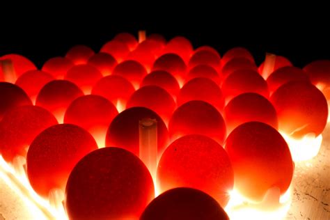 Candle eggs. How to candle eggs. Although some people like to candle eggs early in the incubation process, I prefer to wait until day 14 of the incubation cycle. We candle ... 