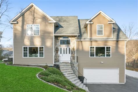 Candlewood Shores Brookfield Real Estate & Homes For Sale - Zillow