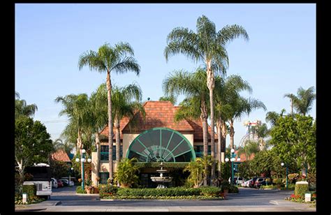 Candy cane inn hotel anaheim ca. See why so many travellers make Candy Cane Inn their hotel of choice when visiting Anaheim. Providing an ideal mix of value, comfort and convenience, it offers a family-friendly s 