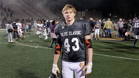 Cane berrong 247. Feb 1, 2021 · Cane Berrong High School Pos TE Height 6-4 Weight 230 Evaluation Timeline Prospect Info High School Hart County City Hartwell, GA Class 2021 Watch Highlights Player Rating i 247Sports 88 TE... 