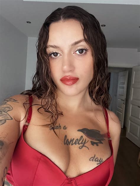 veodersti.rgarabwor.edu.pl. 