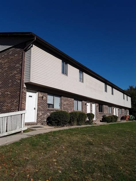 Sugarbush Apartments in Muncie, Indiana, is close to the IU Hospital, Ball State University, and ... is close to the IU Hospital, Ball State University, and campus. It's a quality apartment complex that offers everything that you need to feel at home. (765) 282-0300 (765) 282-2231. SUGARBUSHLLC@AOL.COM. Pay Rent. HOME; PROPERTY DETAILS; APPLY …