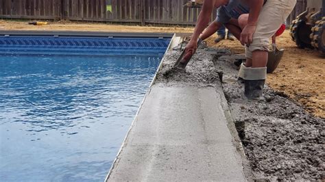 Cantilever Pool Coping Pros & Cons: What