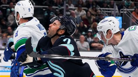 Canucks continue to find success in Seattle as Vancouver runs away with a 5-1 win over Kraken