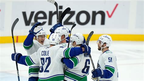 Canucks score 2 goals late, top Panthers 5-3 to snap a 2-game losing streak