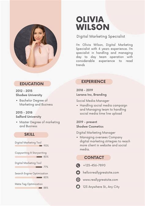 Canva resume template. Canva has a lot of great examples of SEEK resumes, which run the gamut from modern and minimalist to fun and creative. So you can pick the one that matches your target industry and ideal company. Once you’ve selected a resume template, edit the placeholder text on our intuitive design editor. 
