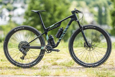 Canyon Lux im Test: The Fast & the Furious - MTB-News.de