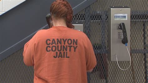 The facility's direct contact number: 208-454-7300, 208-454-7511. The Canyon County Jail is a medium-security detention center located at 1115 Albany St Caldwell, ID which is operated locally by the Canyon County Sheriff's Office and holds inmates awaiting trial or sentencing or both. Most of the sentenced inmates are here for less than two years.. 