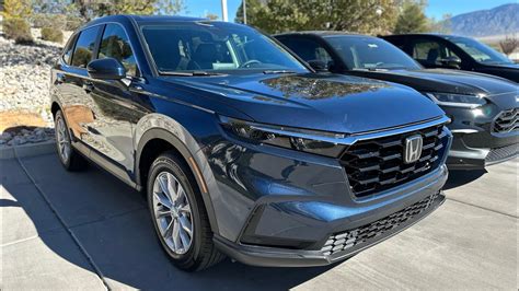Canyon river blue honda. This expanded powertrain line up represents Honda’s multi-pathway approach to electrification and offers customers a broad range of products. ... 2023 Honda CR-V e:HEV in Canyon River Blue ... 