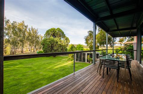 Cape Horn Vineyard, Echuca Village holiday accommodation …