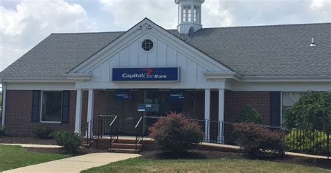 Capital One Livingston branch is located at 29963 South Mag
