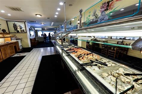 Our World-Famous Seafood Buffet features over 170 Items. From seafood selections to country cooking, there is something for everyone on the menu! 843.449.0821 CART