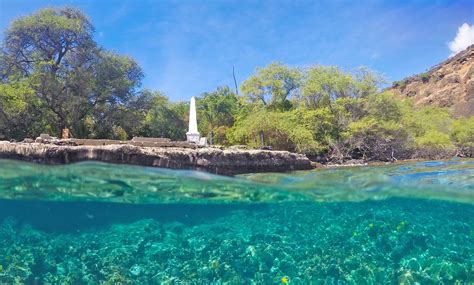Captain cook big island. Where and When: Tour time: 4:00 pm - 7:00 pm. Check in at 3:30 pm at the Body Glove Cruises' Retail Store, located at the Ilima Court Shopping Center at 75-5629 Kuakini Hwy., Kailua Kona, HI 96740. The boat departs from the left side of Kailua Kona Pier, which is located within walking distance from the Ilima Court Shopping Center. 