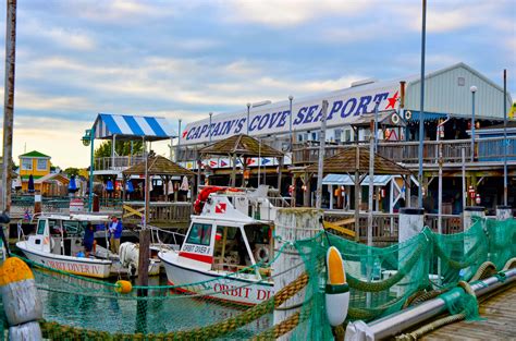 Captains cove. Captain's Cove Marina, Quincy, Massachusetts. 527 likes · 2 talking about this · 3,173 were here. A SAFE HAVEN Captain’s Cove is a pile anchored deep water marina located in Quincy's Town River Ba ... 