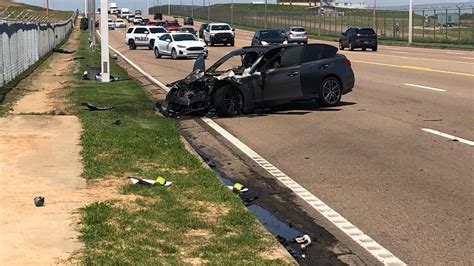 MEMPHIS, Tenn. — A crash in the airport area has left one