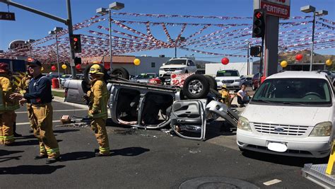 1:56. A five-car crash brought heavy rescue equipment to a section of Madera Road in Simi Valley on Thursday morning and closed eastbound lanes for a time. The accident took place around 10:30 a.m .... 